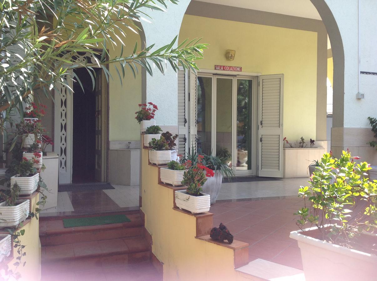 Hotel La Villa Misterbianco Buitenkant foto